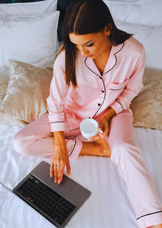 SET MARIANNE ROSADO RIBETES NEGROS ALGODÓN PIMA