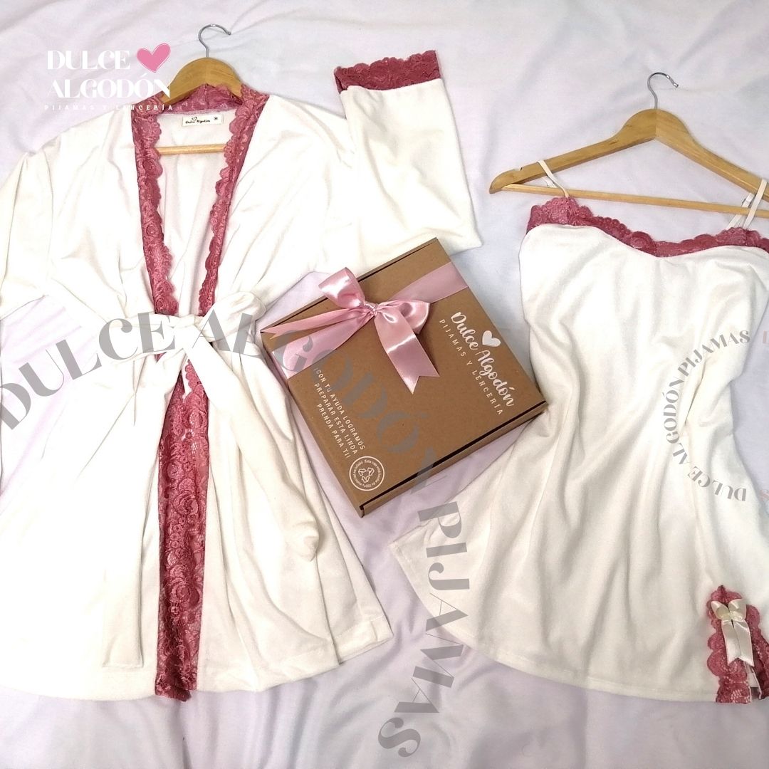 SET SOFÍA BLANCO Y PALO ROSA ALGODÓN PIMA – DULCE ALGODÓN PIJAMAS