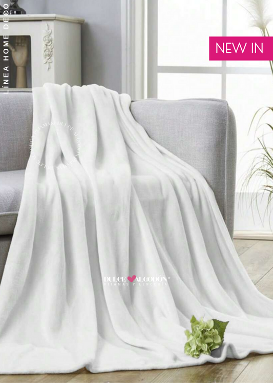 MANTA UNICOLOR MINIMALISTA DE FELPA BLANCO