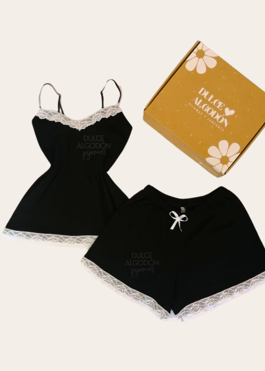 SET LUANA NEGRO Y BLANCO ALGODÓN